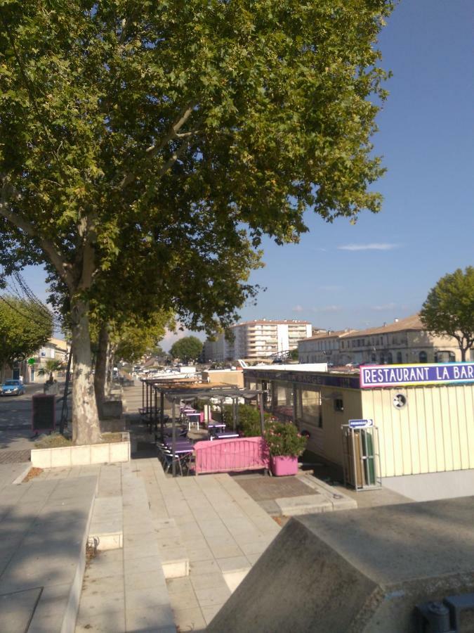 Beaucaire studio Apartment Exterior foto